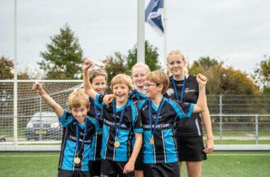 Korfbal in Leeuwarden - Pallas J5 - Ongeslagen kampioen